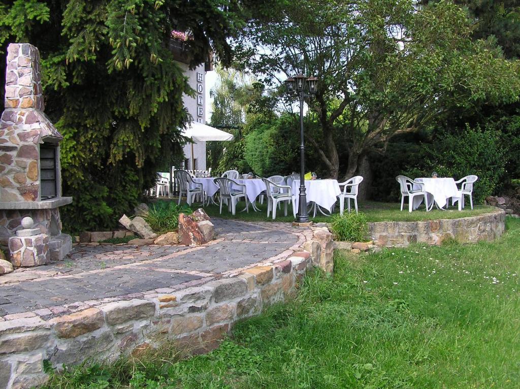 Hotel Pfaffenhof Лих Экстерьер фото